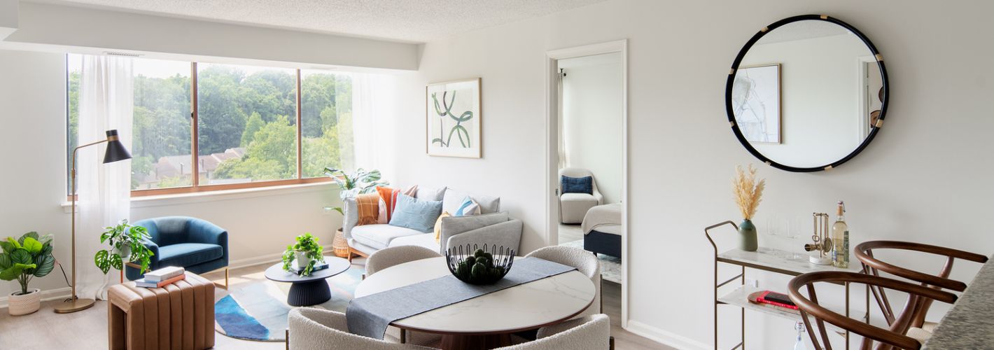 Grosvenor Tower : Living Room 3