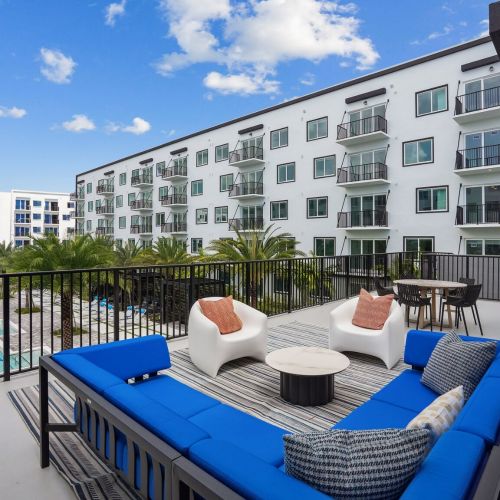 PoolCourtyardSeating