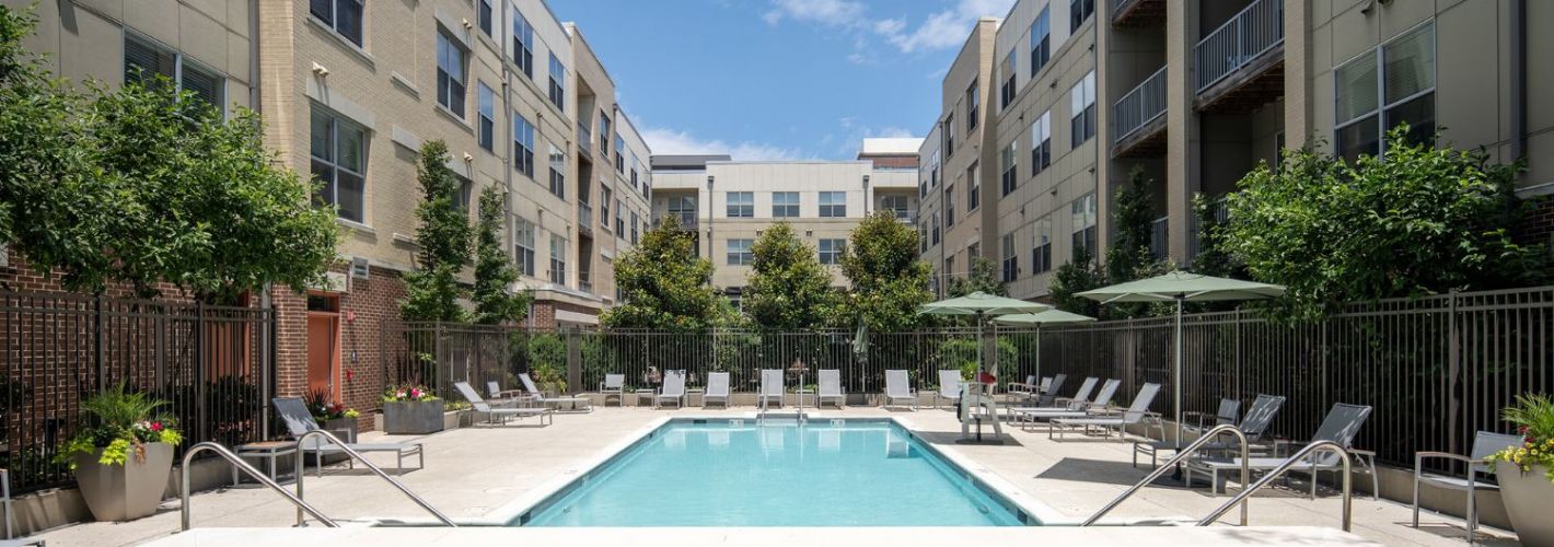 The Frasier : Retreat to the sparkling, resort-style pool 