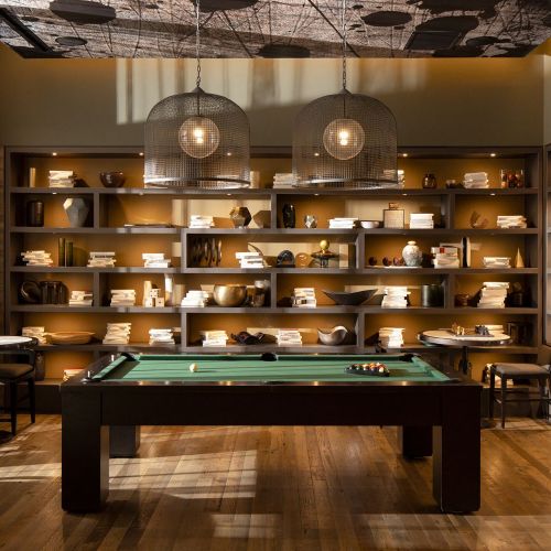 The Frasier : Stately Lobby Lounge with an abundant library and classic billiards table