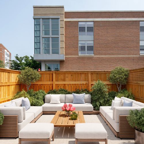 Generously sized decks and outdoor terraces in select Townhome and Loft residences.