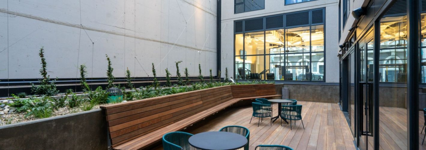 Prism : Courtyard