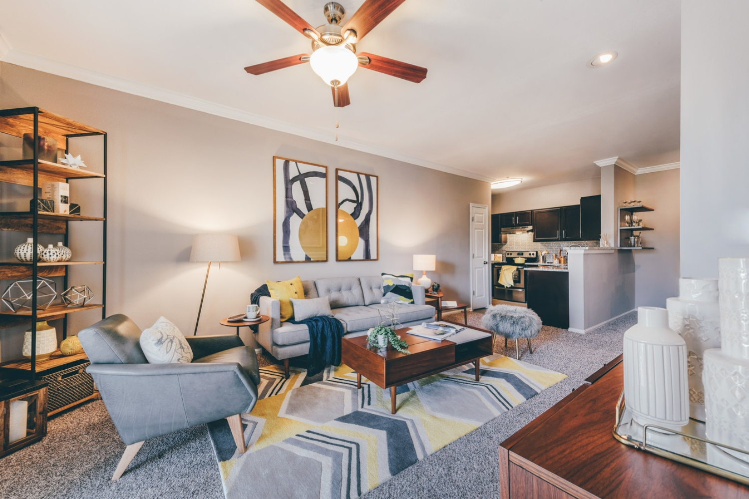 Alvista Bowie : Apartment living room