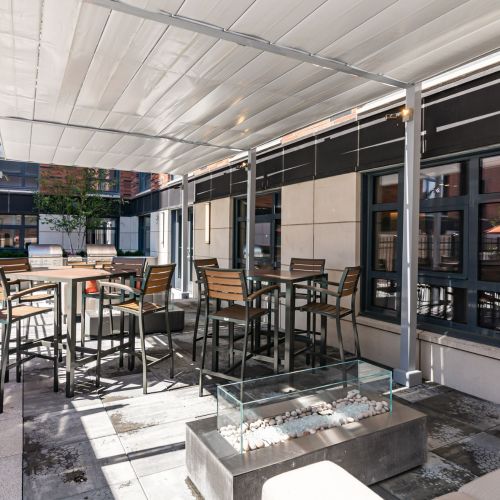 Outdoor dining & grilling area