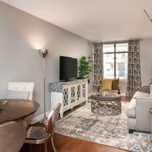 View the Potomac River and the city's best features from your home. 