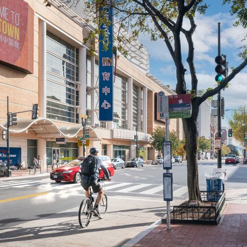 Explore the highlights of DC right from your backyard.