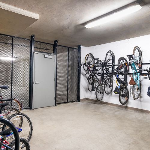 Enjoy your bike rides with ease with our convenient bike storage. 