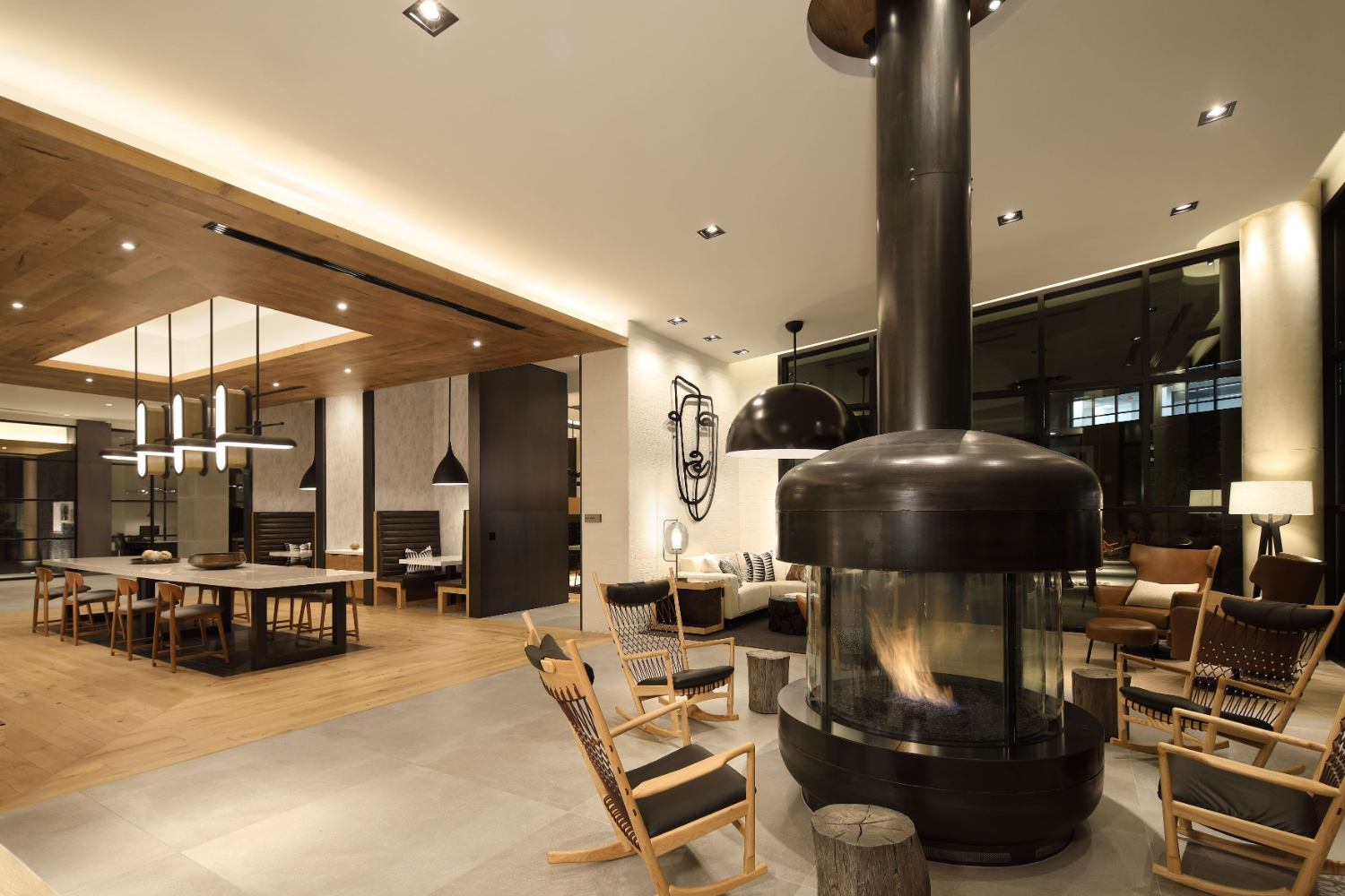 The Laureate : Lounge Fireplace