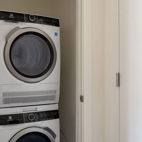 In-unit washer & dryer