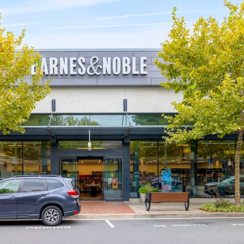 Barnes & Noble