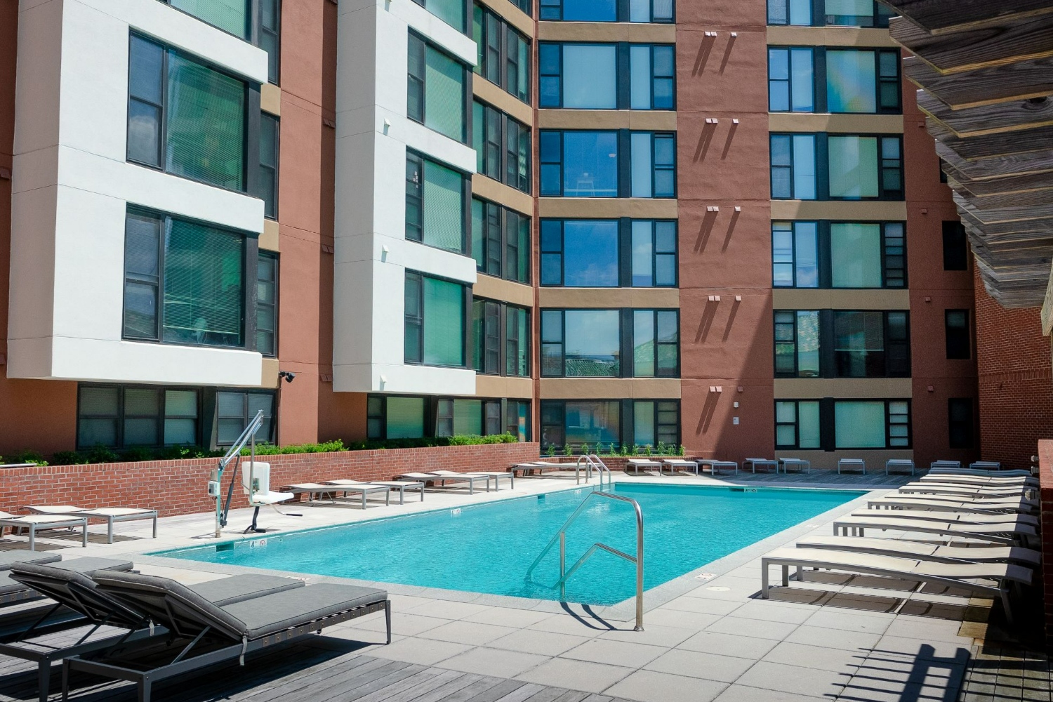 Affinity on Georgia : Pool