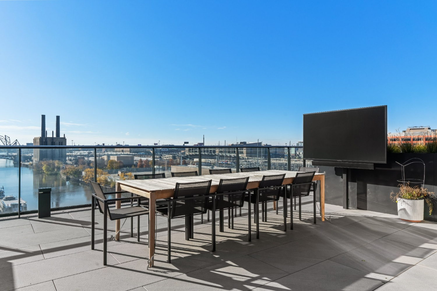 The Reed : Outdoor Dining