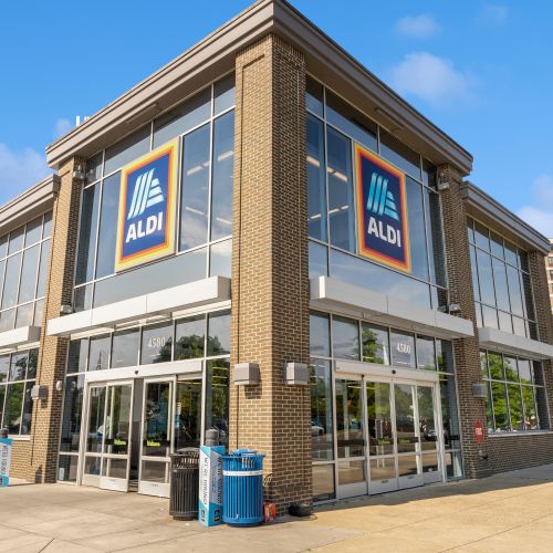 Grocery shop with ease with nearby supermarkets.