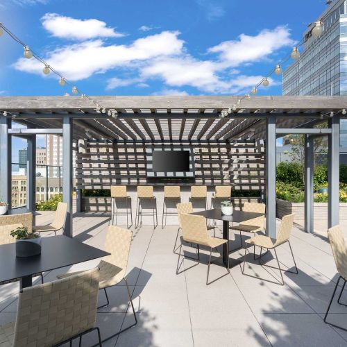 Mezzo Grill and Dining