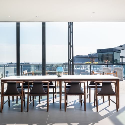 Spaces to relax or work from home. 