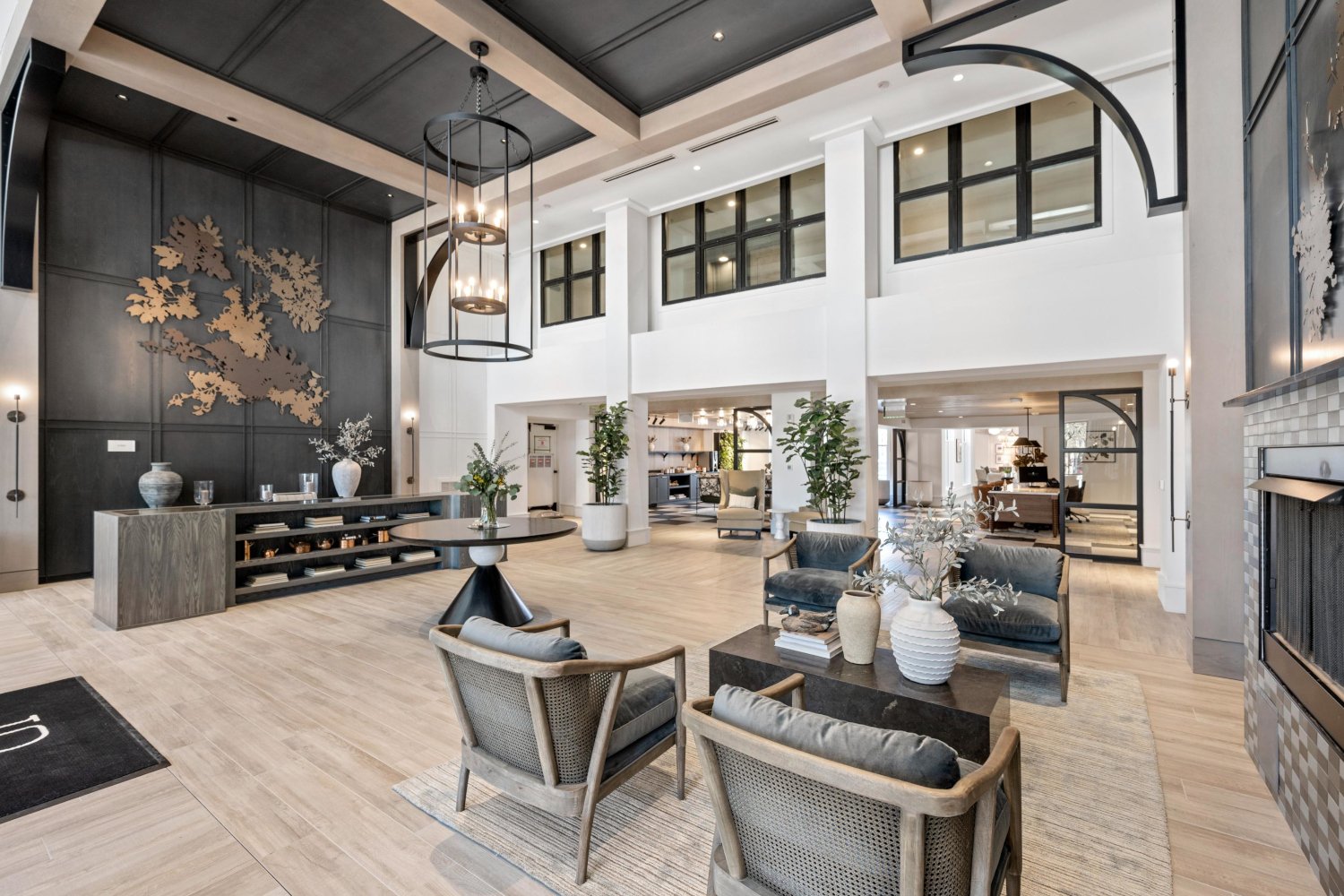 Rowen at The Pinehills : Lobby