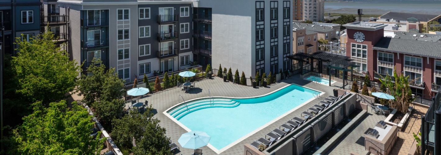 Bay House Emeryville : Pool