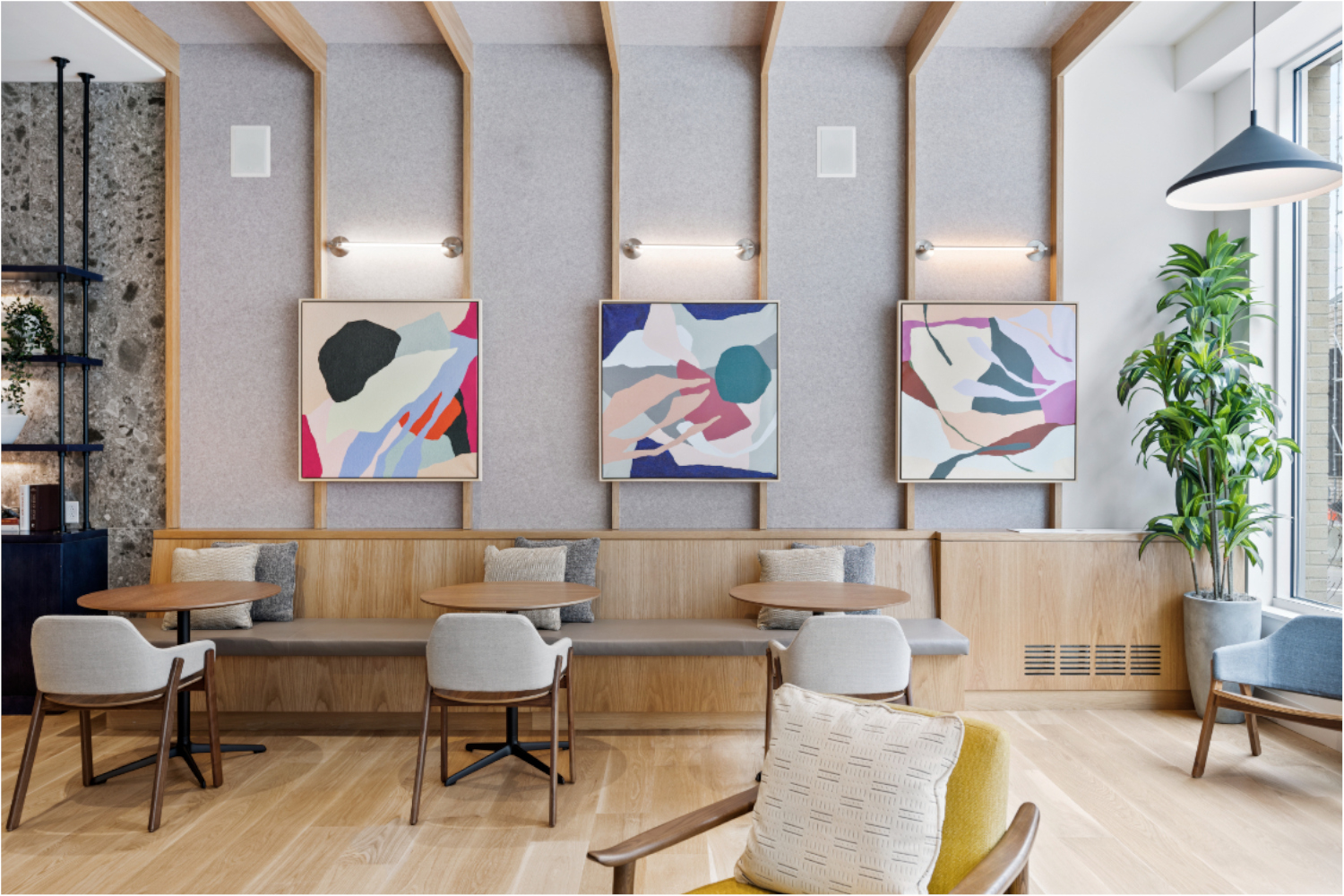 Center & Stone : Work hard, play hard in our versatile coworking space	