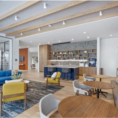 Make every moment count in our vibrant productivity lounge	