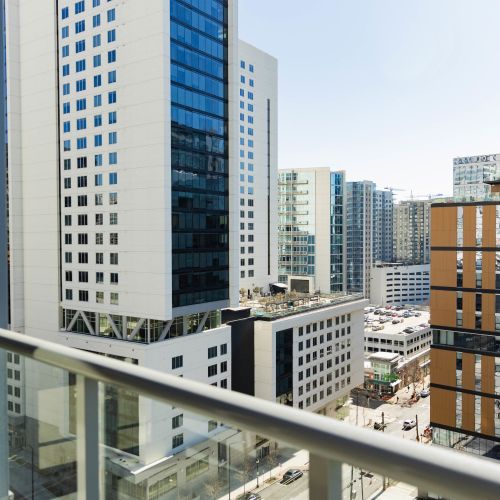 2 Bedroom Floor Plan - Balcony View	