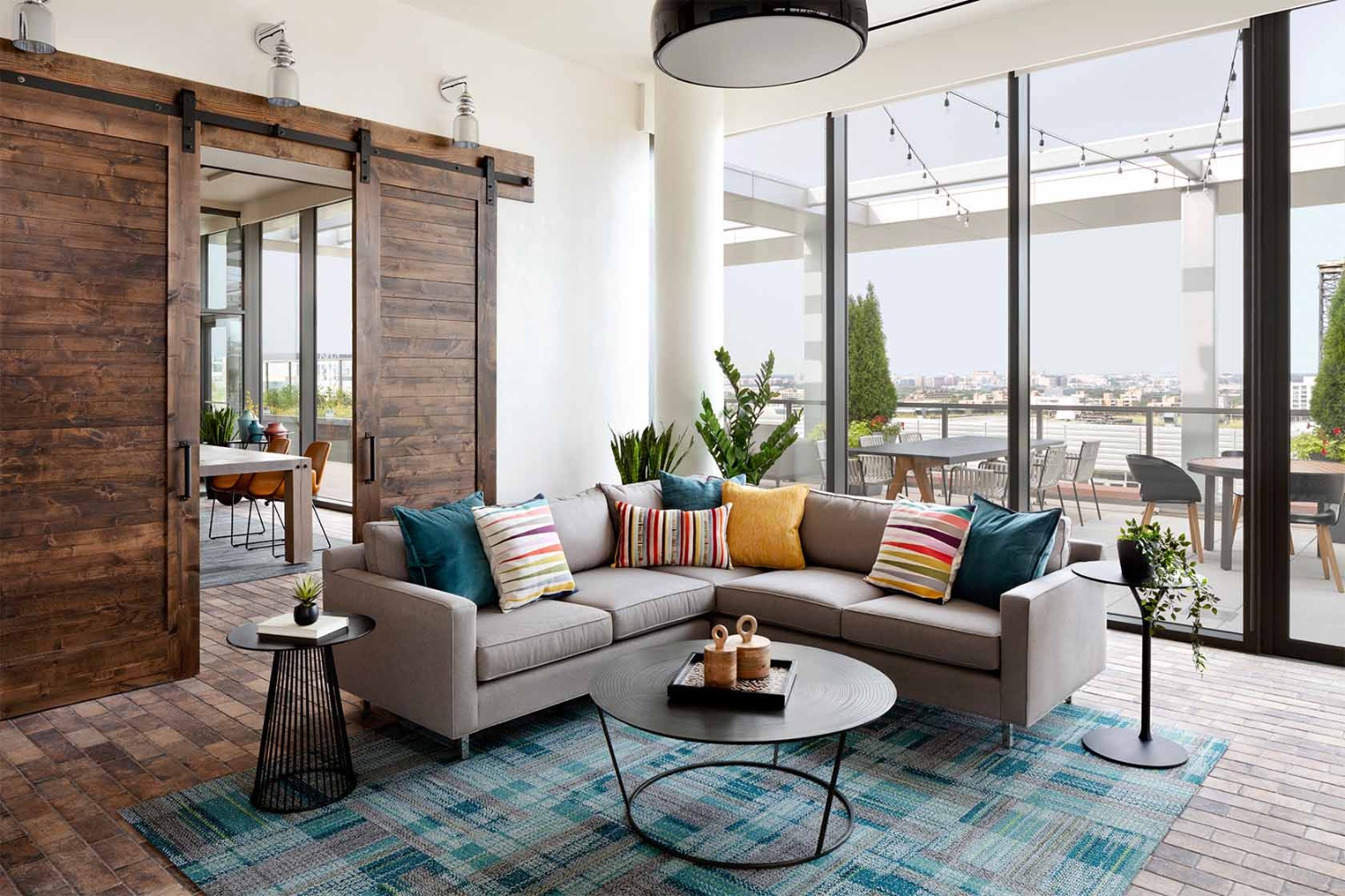 Parc Riverside : Rooftop Lounge