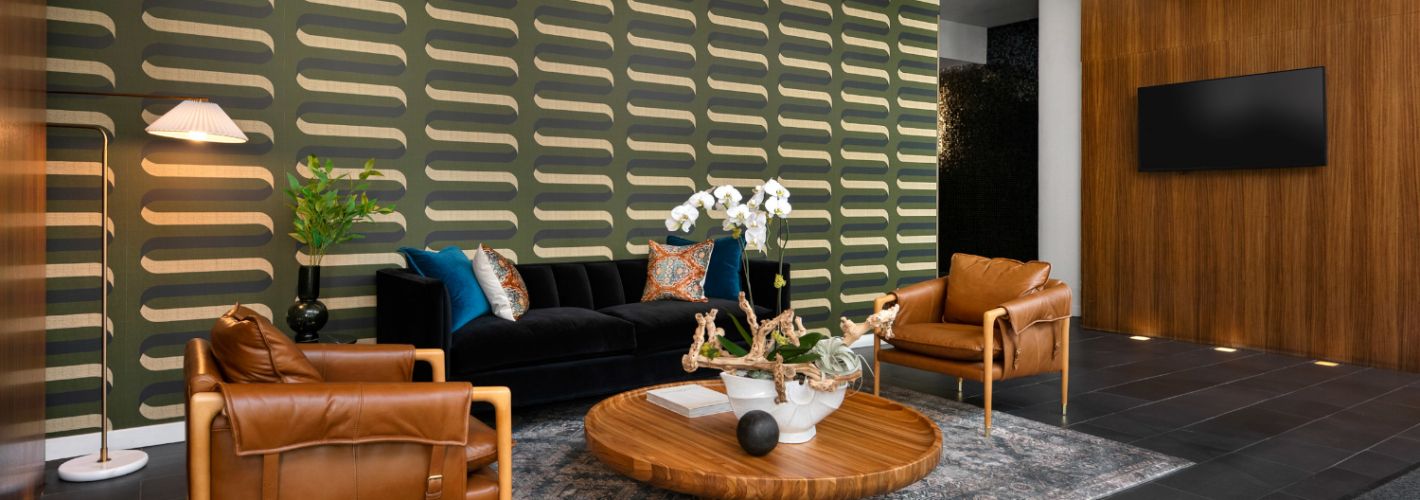 Env Chicago : Our residential lobby greets you with elegant ambiance, where every detail says 'welcome home.' 	
