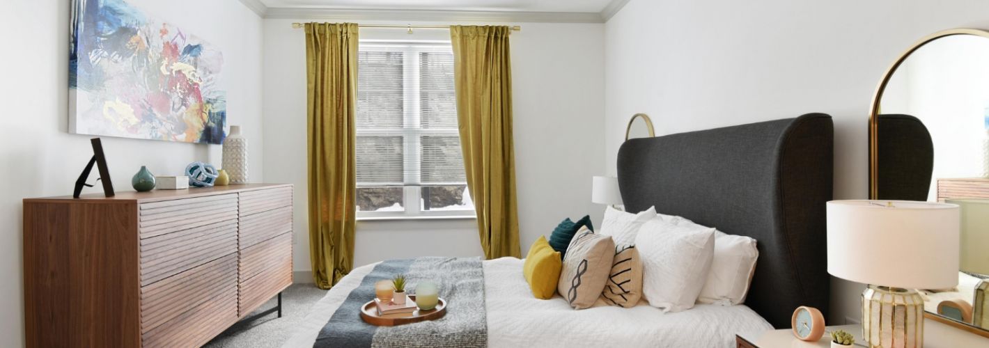 Carraway : Bedroom
