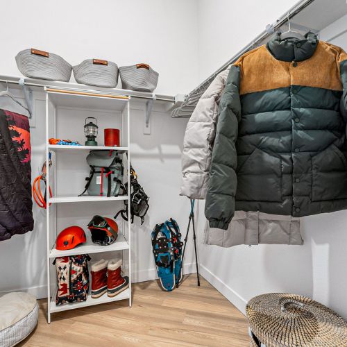 Walk-in closet