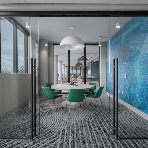 Private space for quiet working hours