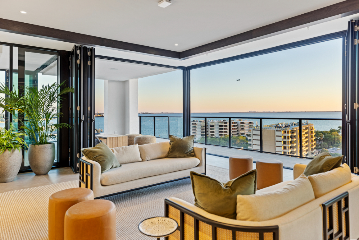 NOVEL Beach Park sunset lounge with retractable doors