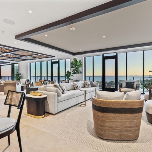 NOVEL Beach Park sunset lounge