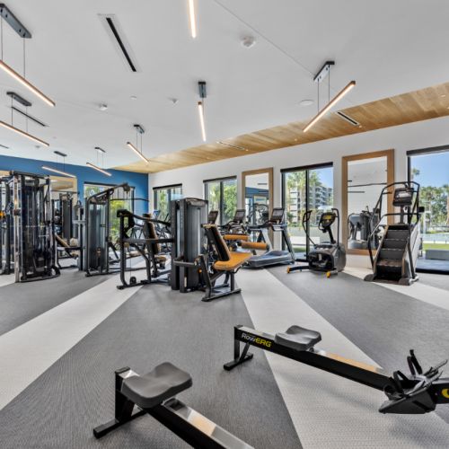 NOVEL Beach Park fitness and cardio room