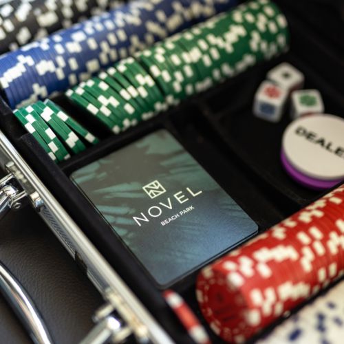 NOVEL Beach Park branded poker set