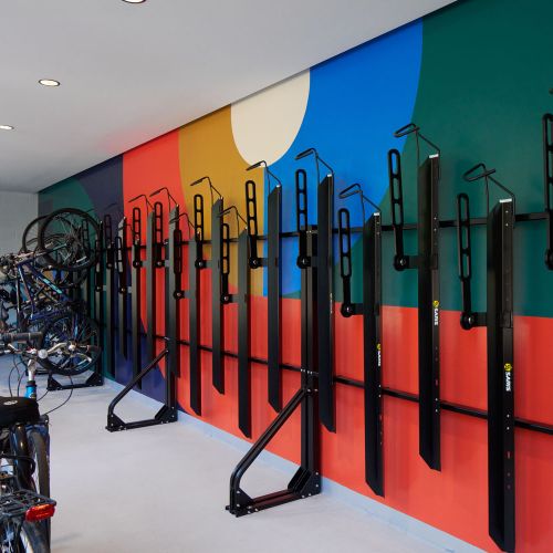 Bike room with lobby access	