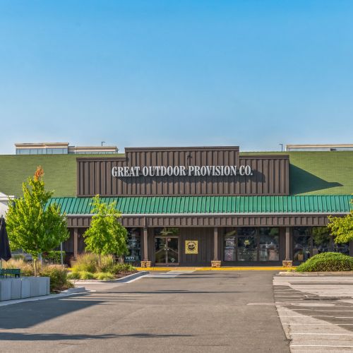 Convenient shopping options just around the corner	