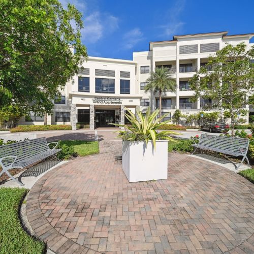 Front entrance driveway