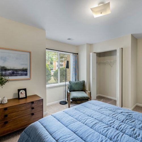 Woodbridge Station bedroom