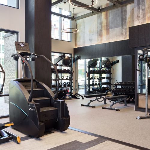 Oakville-Luxury-Community-Fitness-Center-in-Alexandria-Virginia