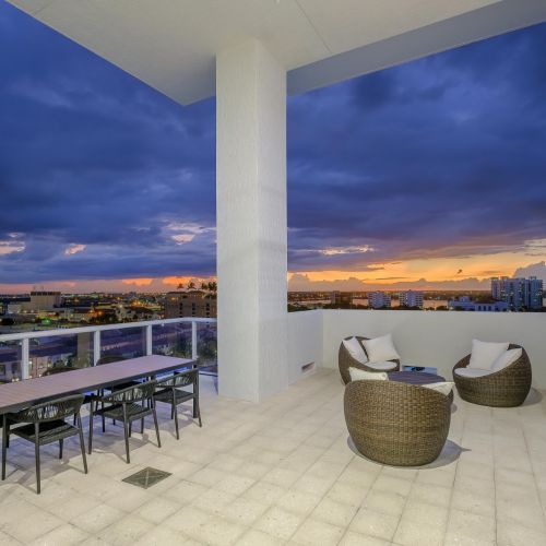 Sky Deck outdoor lounge