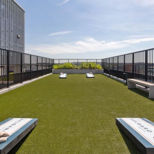 Rooftop cornhole