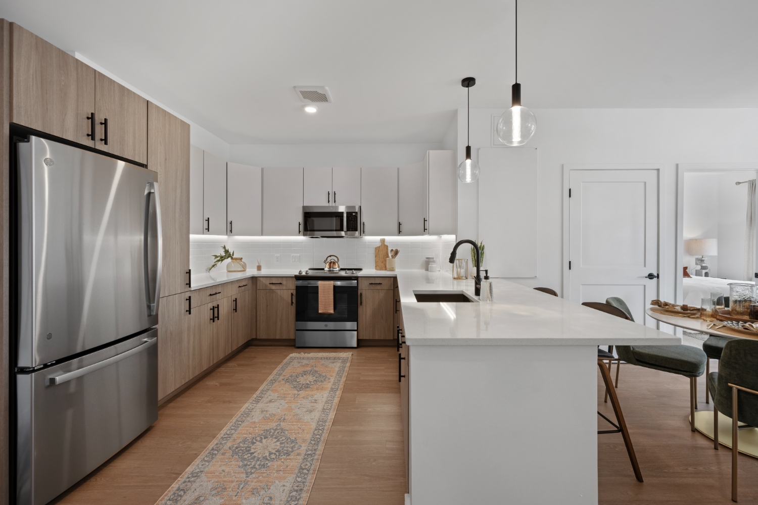 Atwood : Enjoy a kitchen that is both functional and stylish