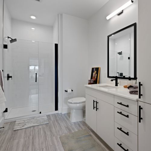 A leek and Stylish Bathroom Retreat