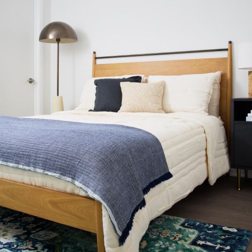 Reynard-Luxury-Apartment-Bedroom-in-Washington-D.C.-Metro