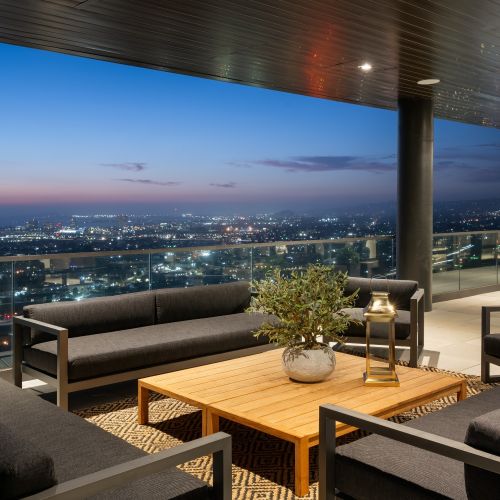 Penthouse lounge deck	