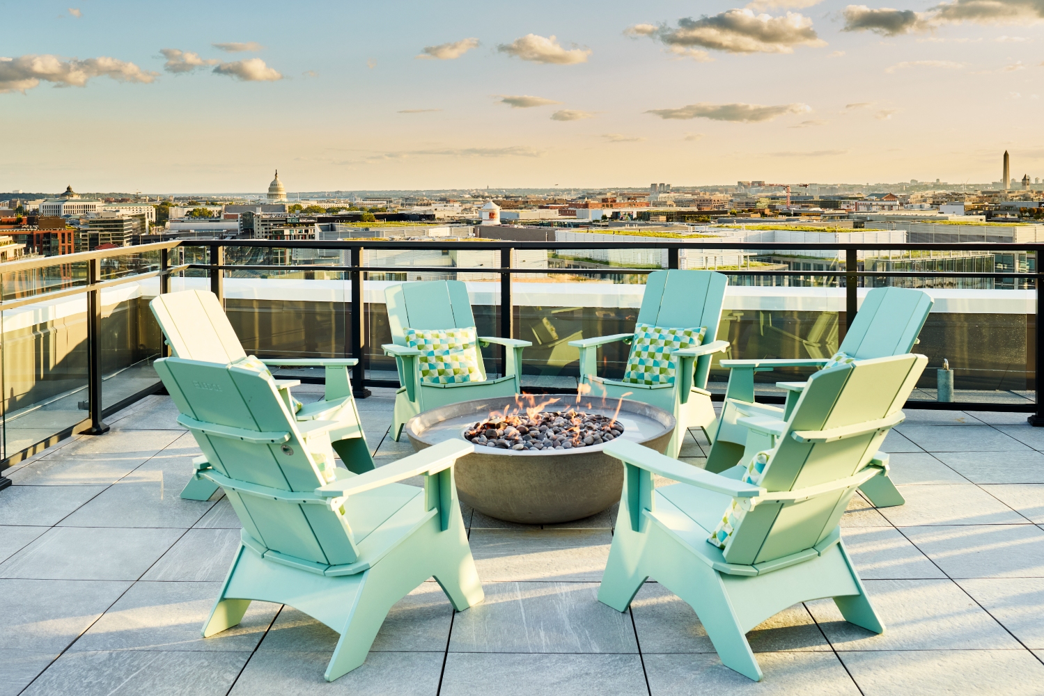 The 202 : Enjoy views of iconic landmarks from the rooftop of The 202