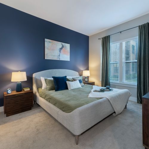 Atlee Square bedroom 