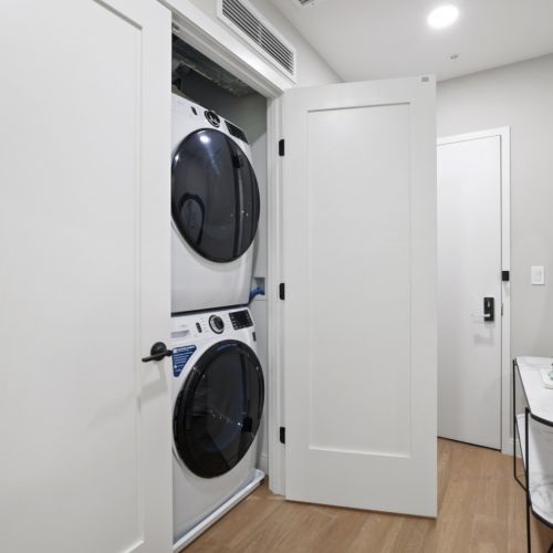 Washer and Dryer In-Unit 	