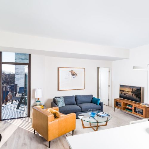 Versatile apartment layouts with wood-finished flooring inspire your daily living experience at Botanica