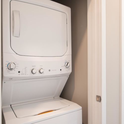 In-unit washer & dryer	