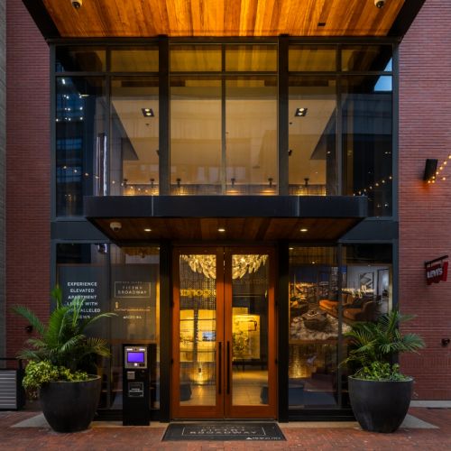 Enter your home in the heart of Nashville	